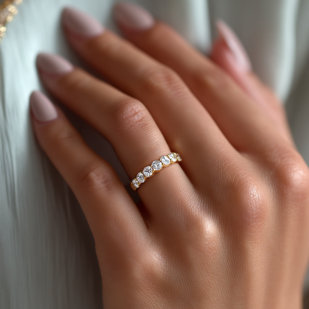 Austin Horizon Diamond Band, Gold 14K